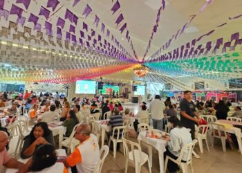 Novena, apresentação cultural e cachorro-quente marcam a programação desta segunda na Festa de São João Batista